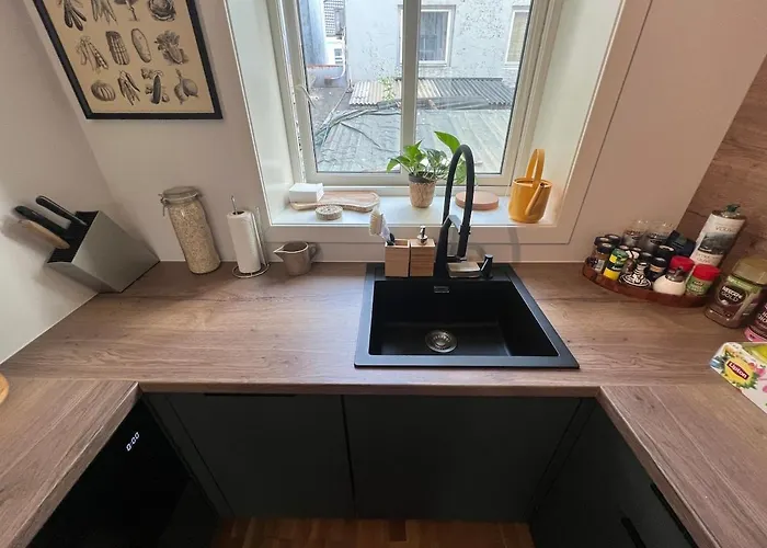 Cozy Gem In The Heart Of Apartament